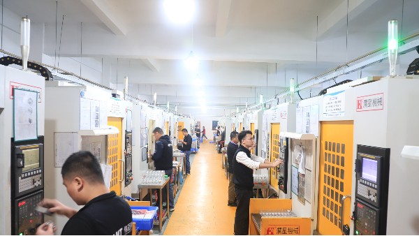 CNC加工廠家如何處理客戶的反饋和投訴？