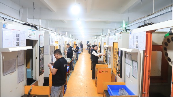 cnc加工廠家如何通過內(nèi)部審查和評估機(jī)制持續(xù)改進(jìn)質(zhì)量和效率？